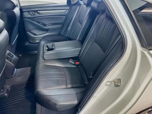 Used 2020 Honda Accord Touring image 16