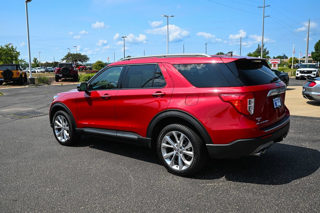 Certified 2022 Ford Explorer Platinum w/ Equipment Group 601A AWD/4WD image 7