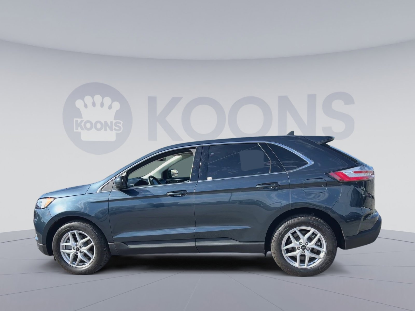 Certified 2023 Ford Edge SEL w/ Convenience Package AWD/4WD image 8