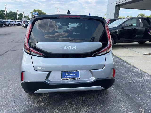 Used 2025 Kia Soul LX w/ LX Technology Package FWD image 5