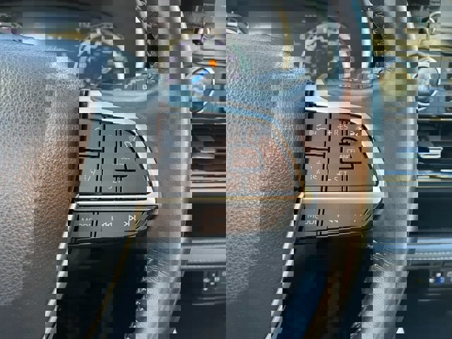 Used 2022 Toyota Highlander XLE image 20