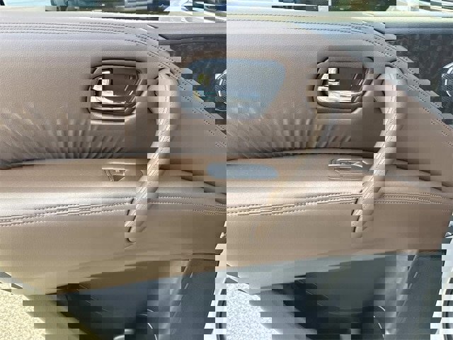 Used 2024 Nissan Armada Platinum w/ Captain's Chairs Package image 21