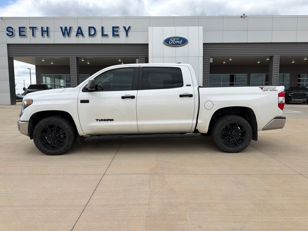 Used 2020 Toyota Tundra SR5 w/ SR5 Upgrade Package AWD/4WD image 2