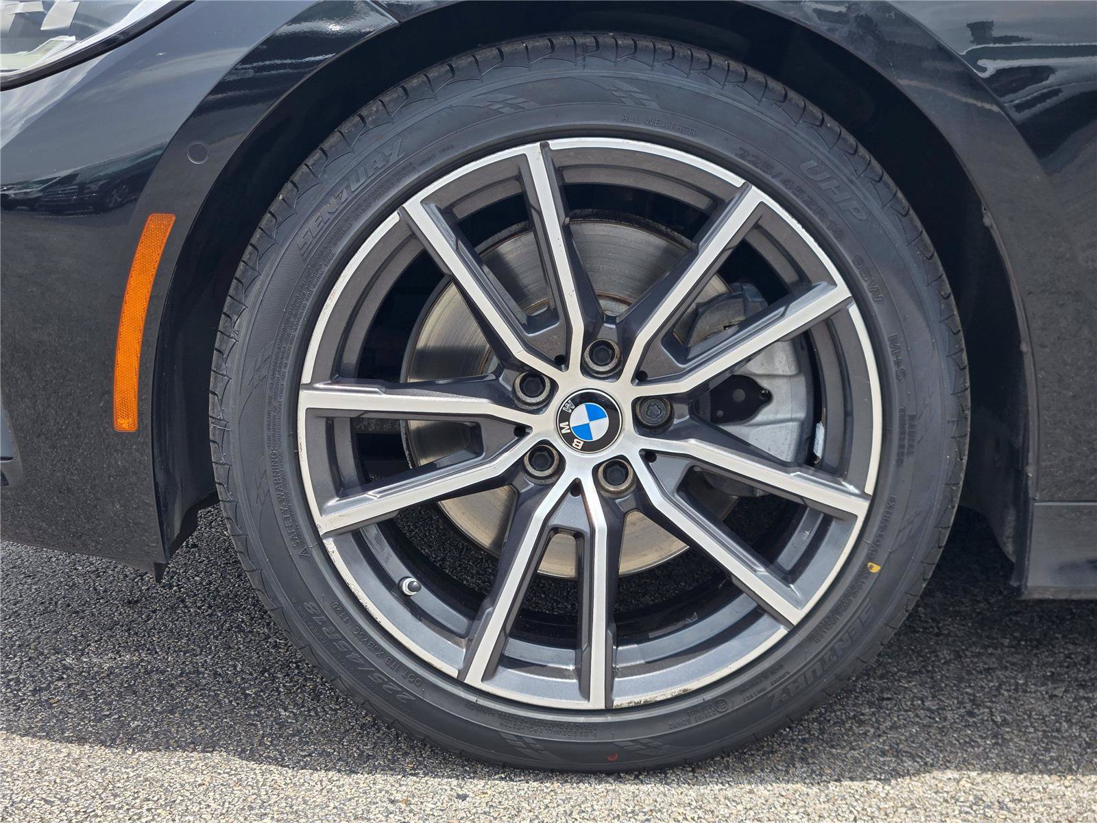 Used 2021 BMW 330i Sedan w/ Premium Package RWD image 11