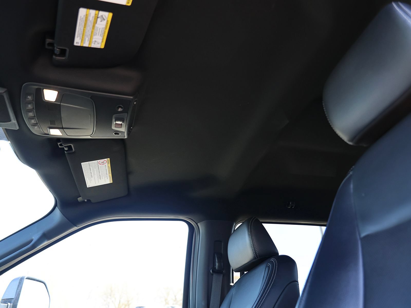 Certified 2022 Ford F350 Lariat w/ Lariat Ultimate Package AWD/4WD image 21