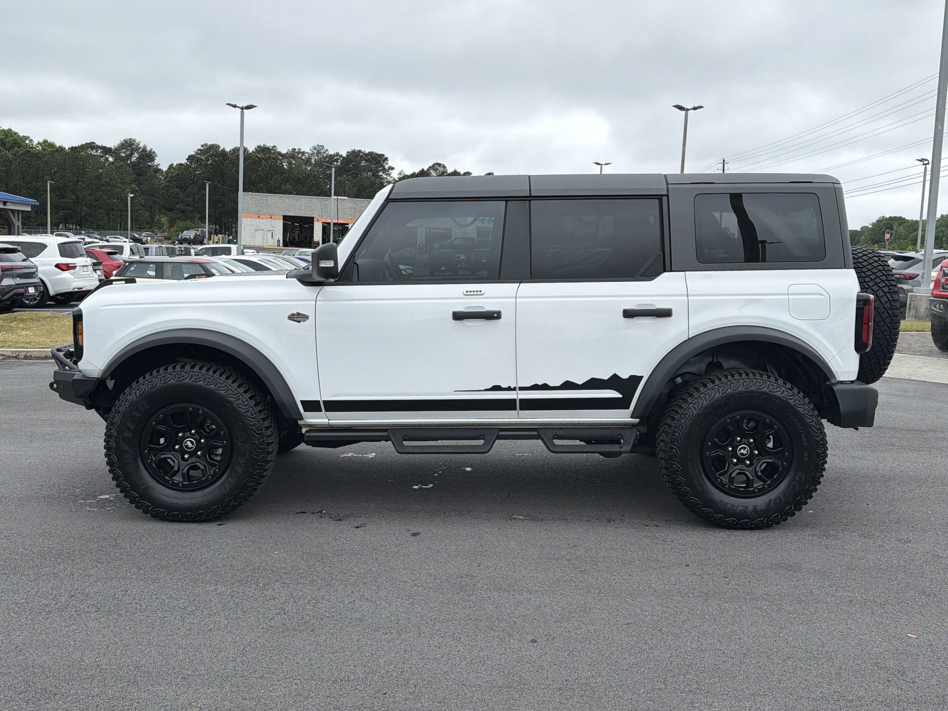 Certified 2023 Ford Bronco Wildtrak AWD/4WD image 21