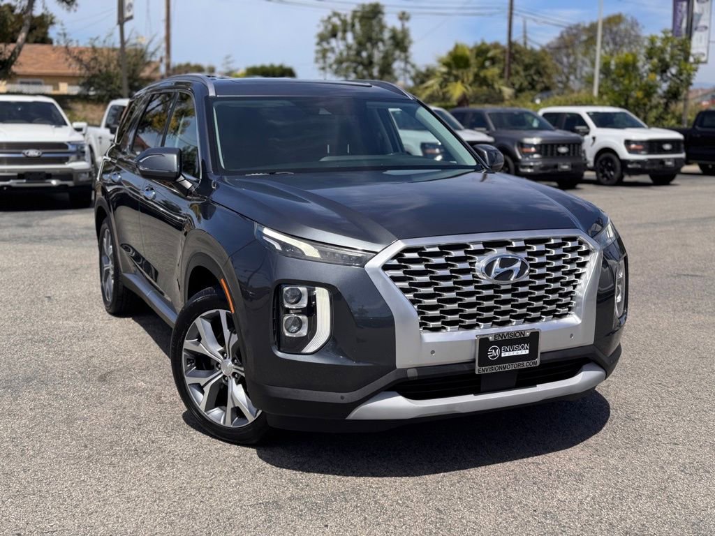 Used 2020 Hyundai Palisade SEL w/ Convenience Package FWD image 2