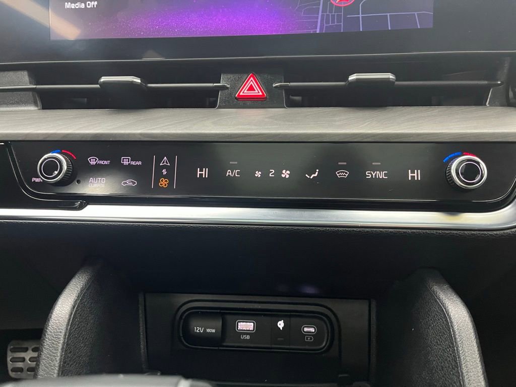 Used 2024 Kia Sportage X-Pro image 5