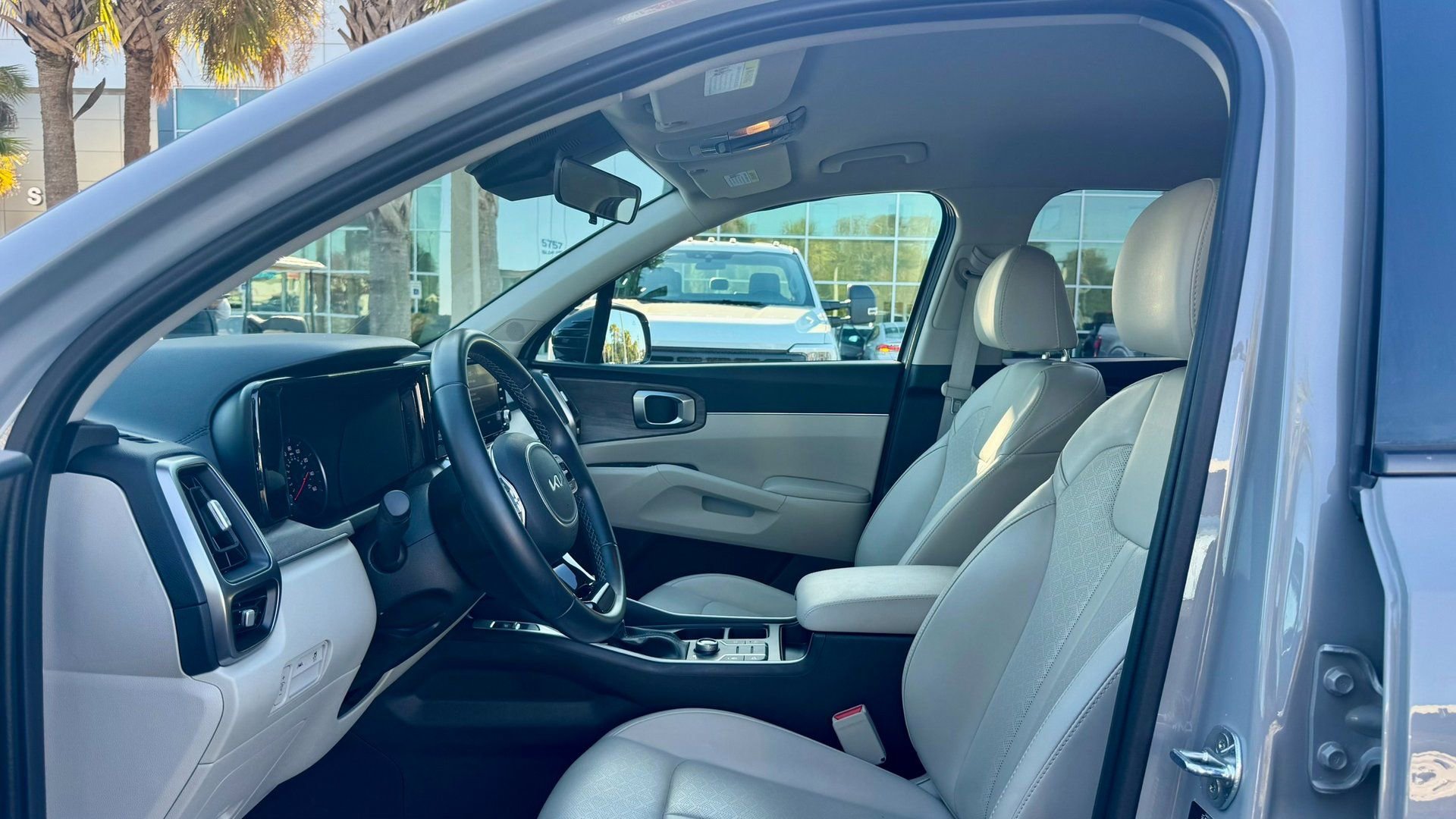 Used 2022 Kia Sorento S image 23