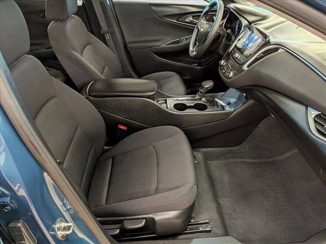 Used 2025 Chevrolet Malibu LS FWD image 23