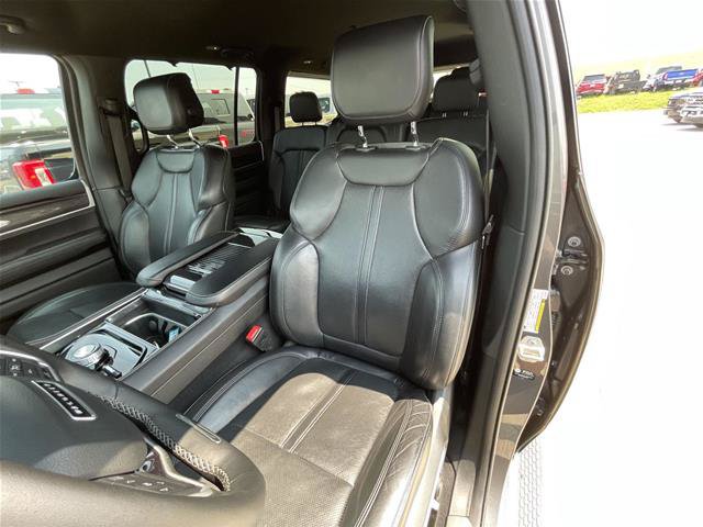 Used 2022 Jeep Wagoneer Series I w/ Convenience Group I AWD/4WD image 18