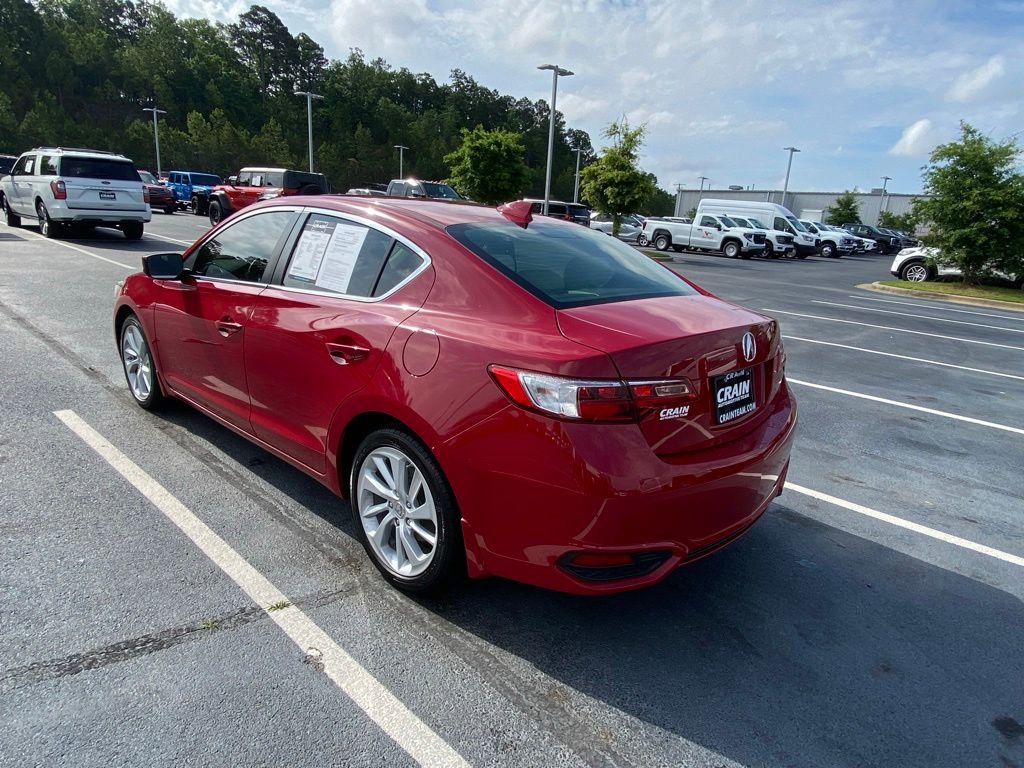 Used 2017 Acura ILX FWD image 5
