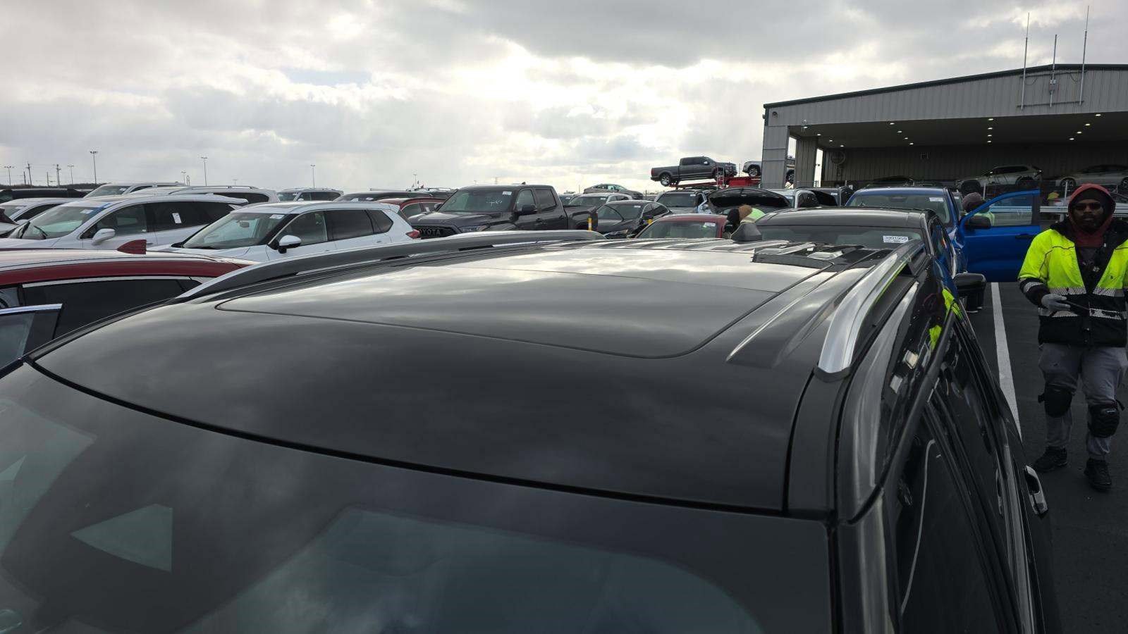 Certified 2025 Ford Explorer Platinum image 24