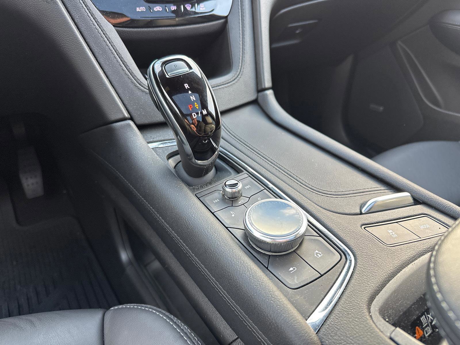 Used 2022 Cadillac XT5 Premium Luxury w/ Technology Package image 14