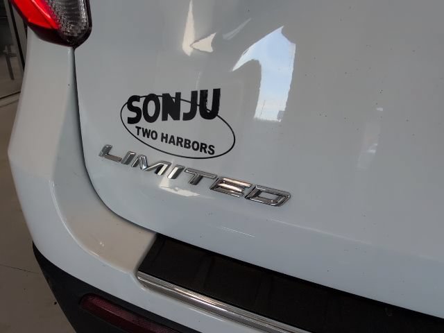 Certified 2022 Ford Explorer Limited AWD/4WD image 37