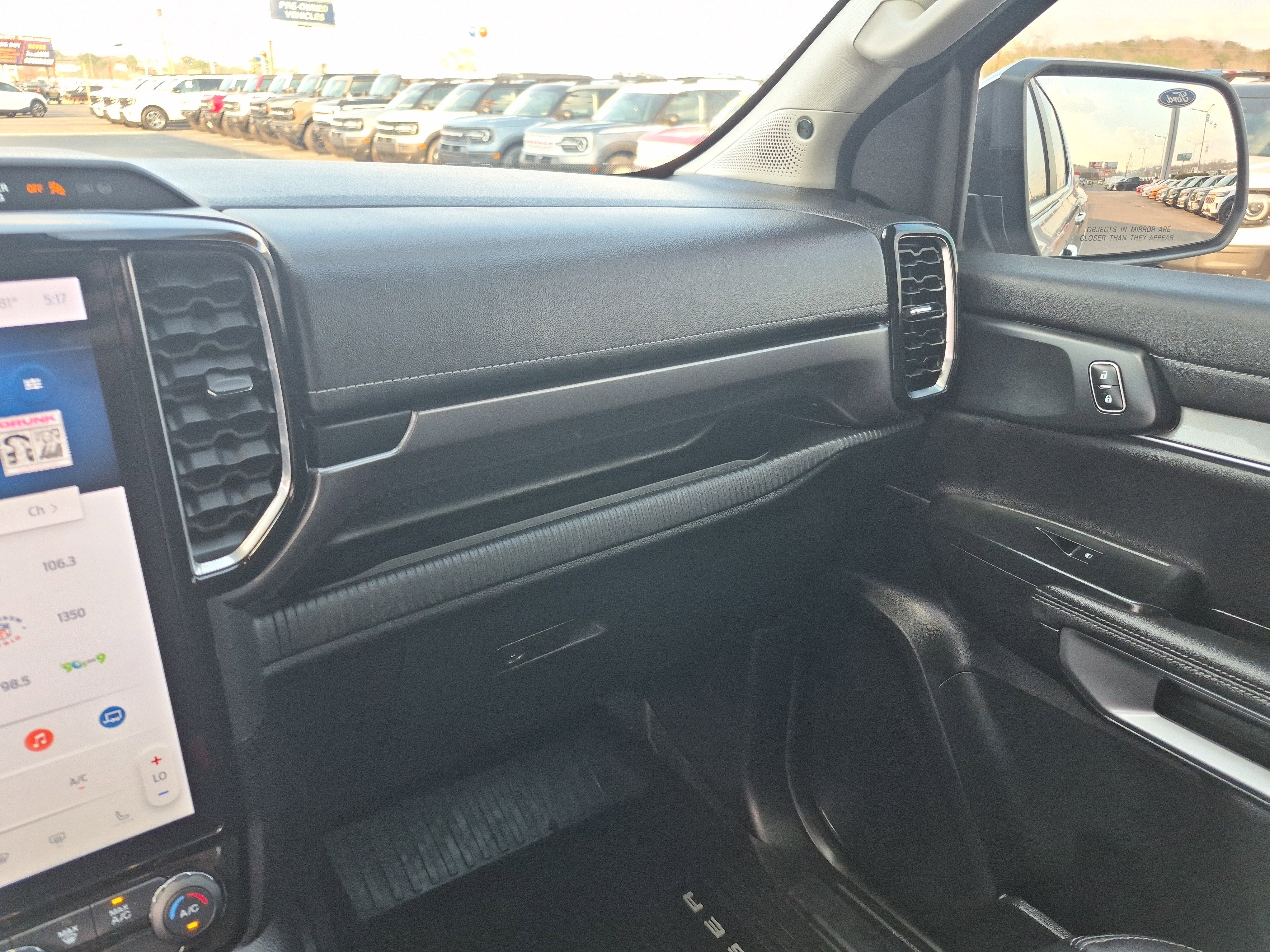 Certified 2024 Ford Ranger Lariat w/ Trailer Tow Package image 22