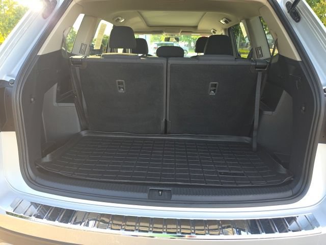 Used 2018 Volkswagen Atlas Launch Edition AWD/4WD image 26