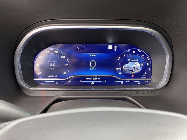 Used 2023 Chevrolet Suburban High Country image 29