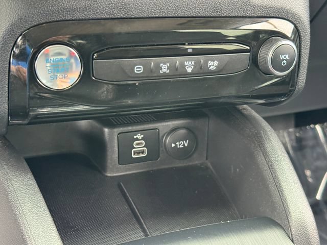Certified 2024 Ford Escape SE w/ Class II Trailer Tow Package FWD image 20