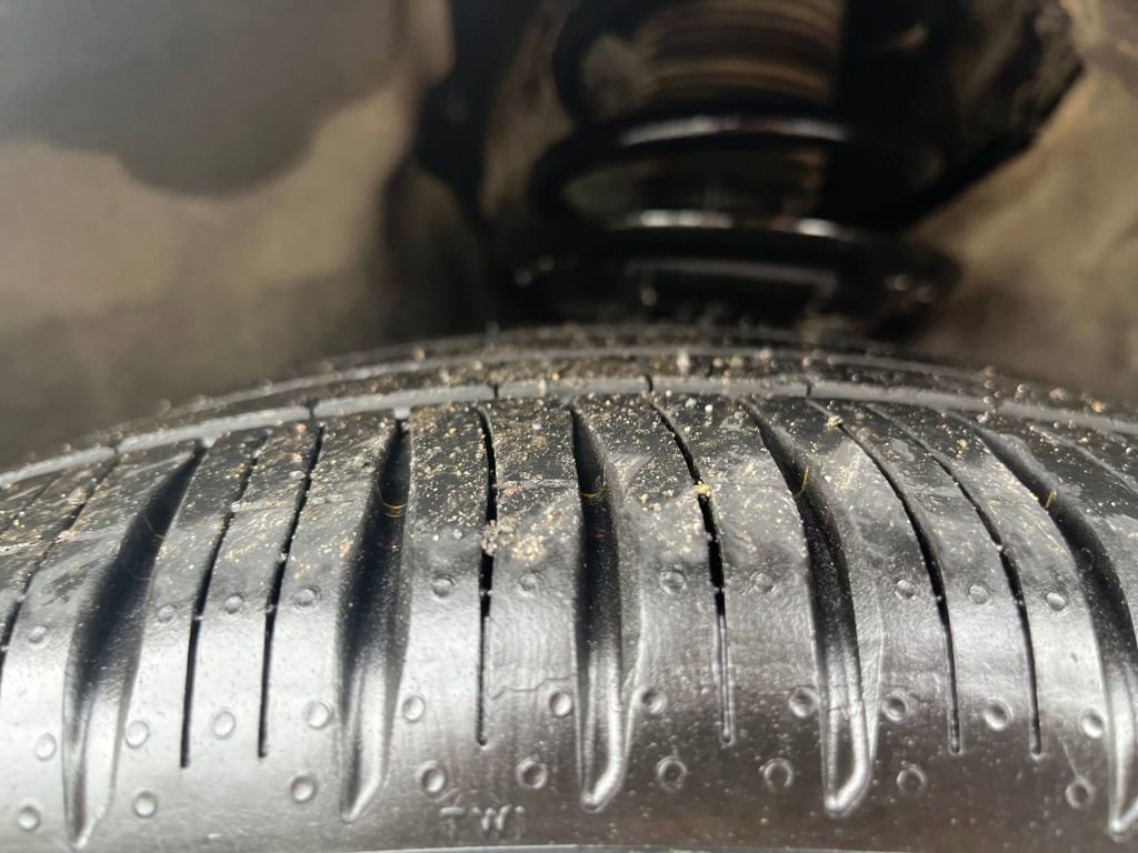 Certified 2024 Ford Explorer ST w/ Technology Package image 33