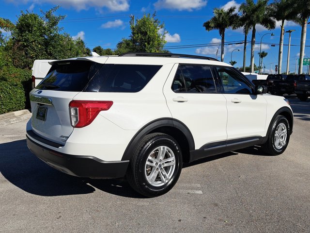 Certified 2022 Ford Explorer XLT w/ Equipment Group 202A image 7