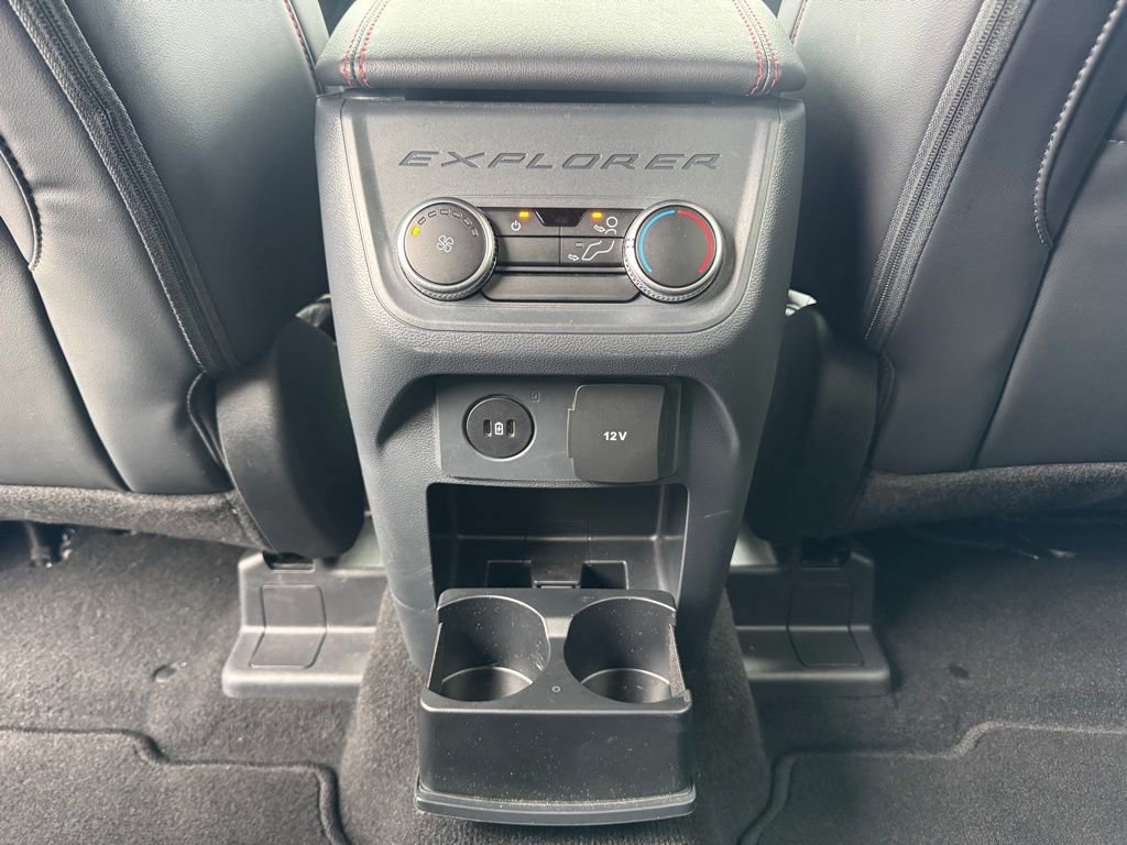 Certified 2025 Ford Explorer ST-Line image 32