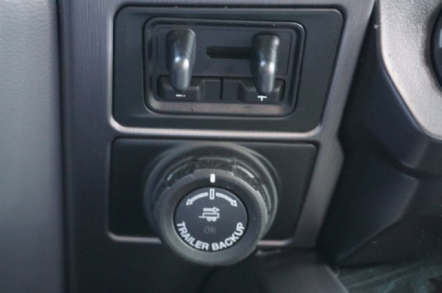 Certified 2022 Ford F350 Limited w/ FX4 Off-Road Package AWD/4WD image 13