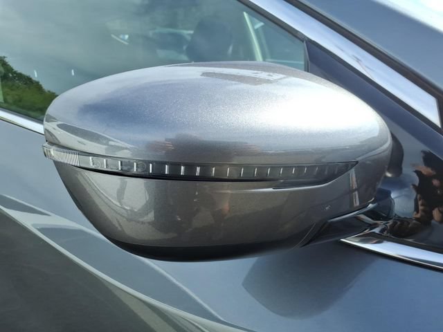 Used 2020 Nissan Murano S w/ Technology Package FWD image 6
