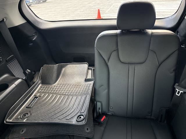 Used 2021 Kia Sorento SX image 26