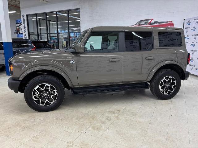 Certified 2025 Ford Bronco Outer Banks AWD/4WD image 2