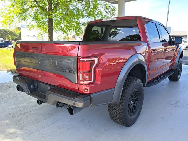 Certified 2018 Ford F150 Raptor w/ Equipment Group 802A Luxury image 4