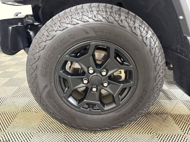 Used 2022 Jeep Gladiator Sport AWD/4WD image 6