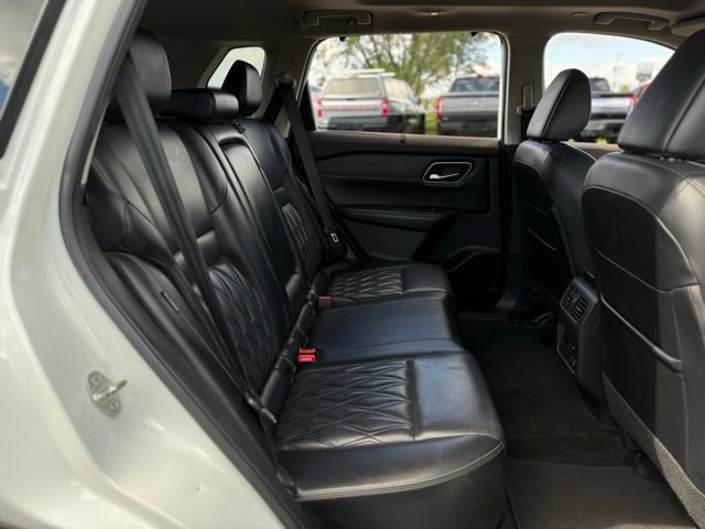 Used 2023 Nissan Rogue Platinum w/ Platinum Premium Package image 32