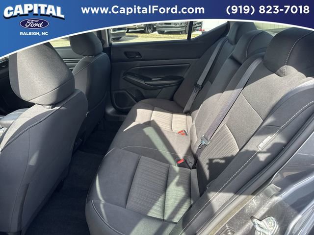 Used 2024 Nissan Altima 2.5 SV image 16