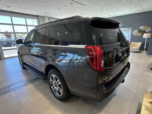 Certified 2025 Ford Expedition Active AWD/4WD image 5