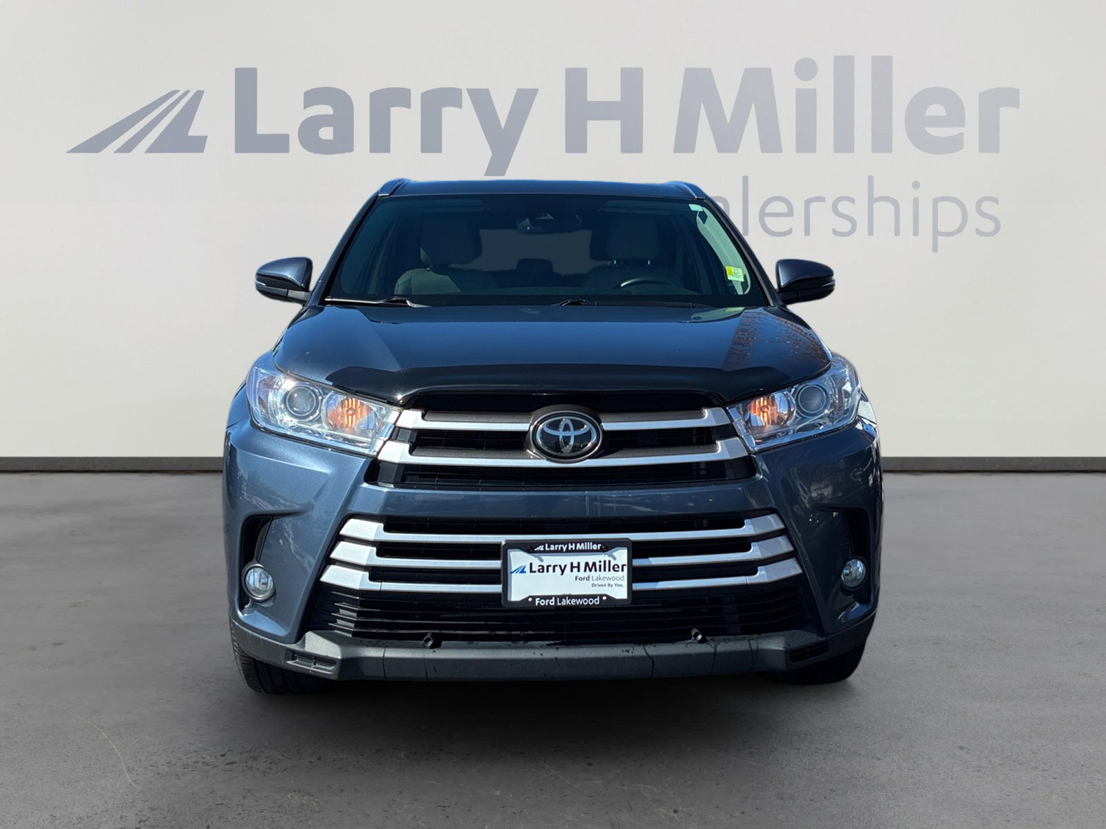 Used 2018 Toyota Highlander XLE image 8