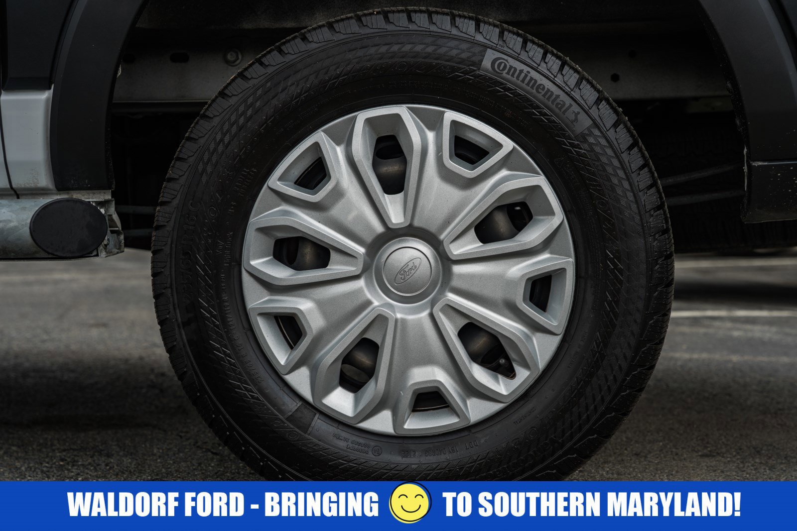 Certified 2023 Ford Transit 250 Low Roof w/ Exterior Upgrade Package image 19