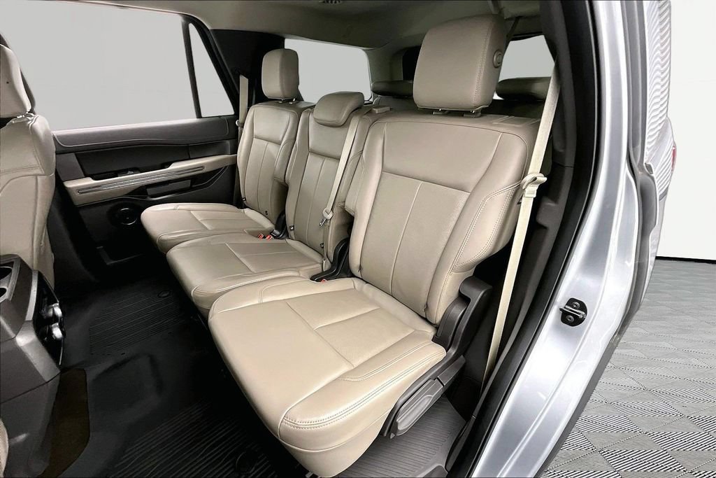 Certified 2020 Ford Expedition XLT w/ FX4 Off-Road Package AWD/4WD image 26