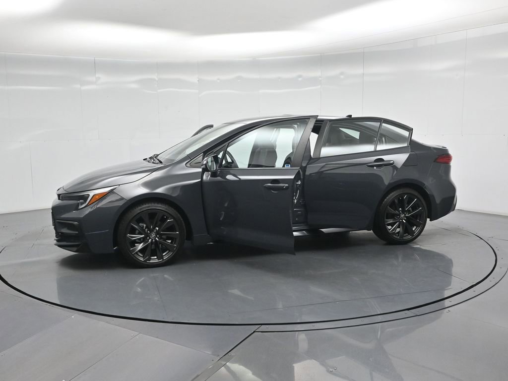 Used 2024 Toyota Corolla XSE FWD image 37