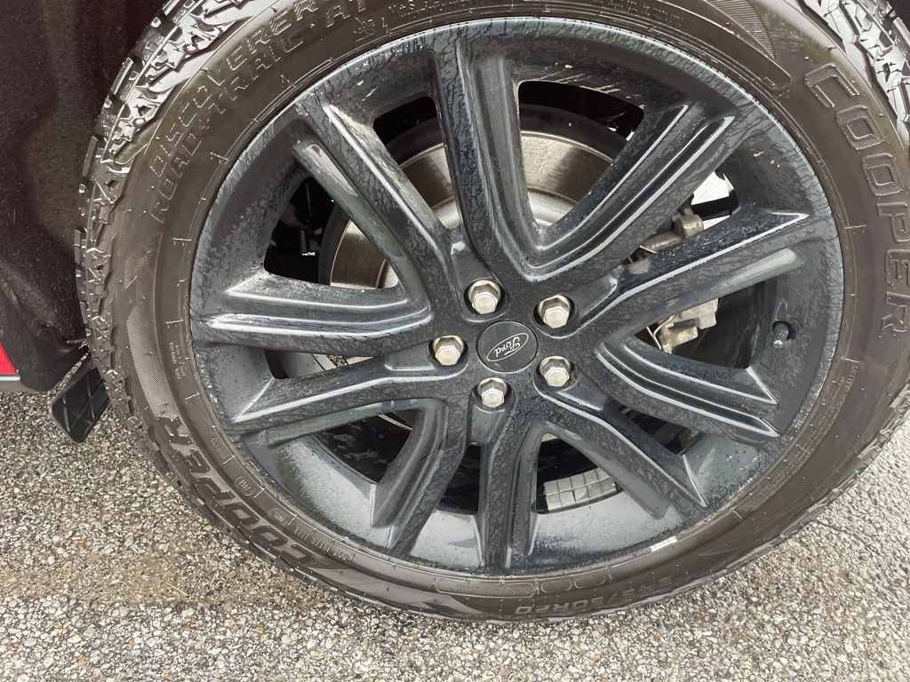 Certified 2022 Ford Edge ST-Line AWD/4WD image 10