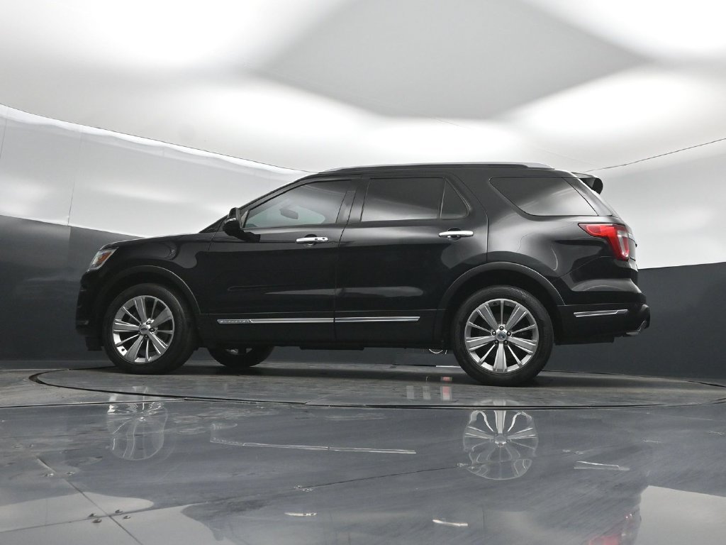 Certified 2018 Ford Explorer Limited AWD/4WD image 7