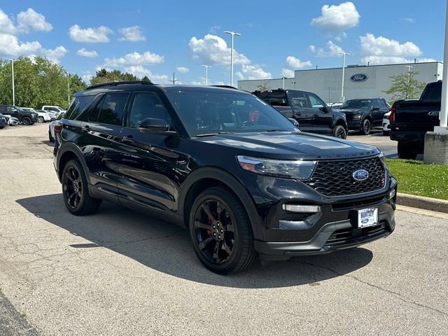 Certified 2021 Ford Explorer ST w/ Equipment Group 401A AWD/4WD image 3