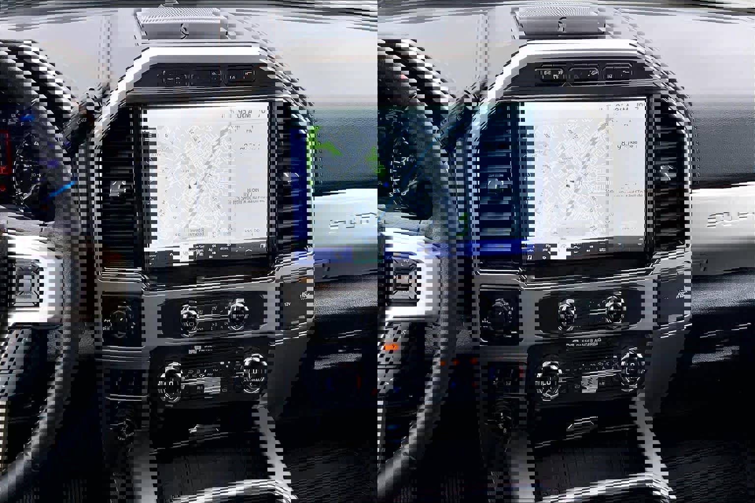 Certified 2022 Ford F350 Lariat w/ Lariat Ultimate Package image 9