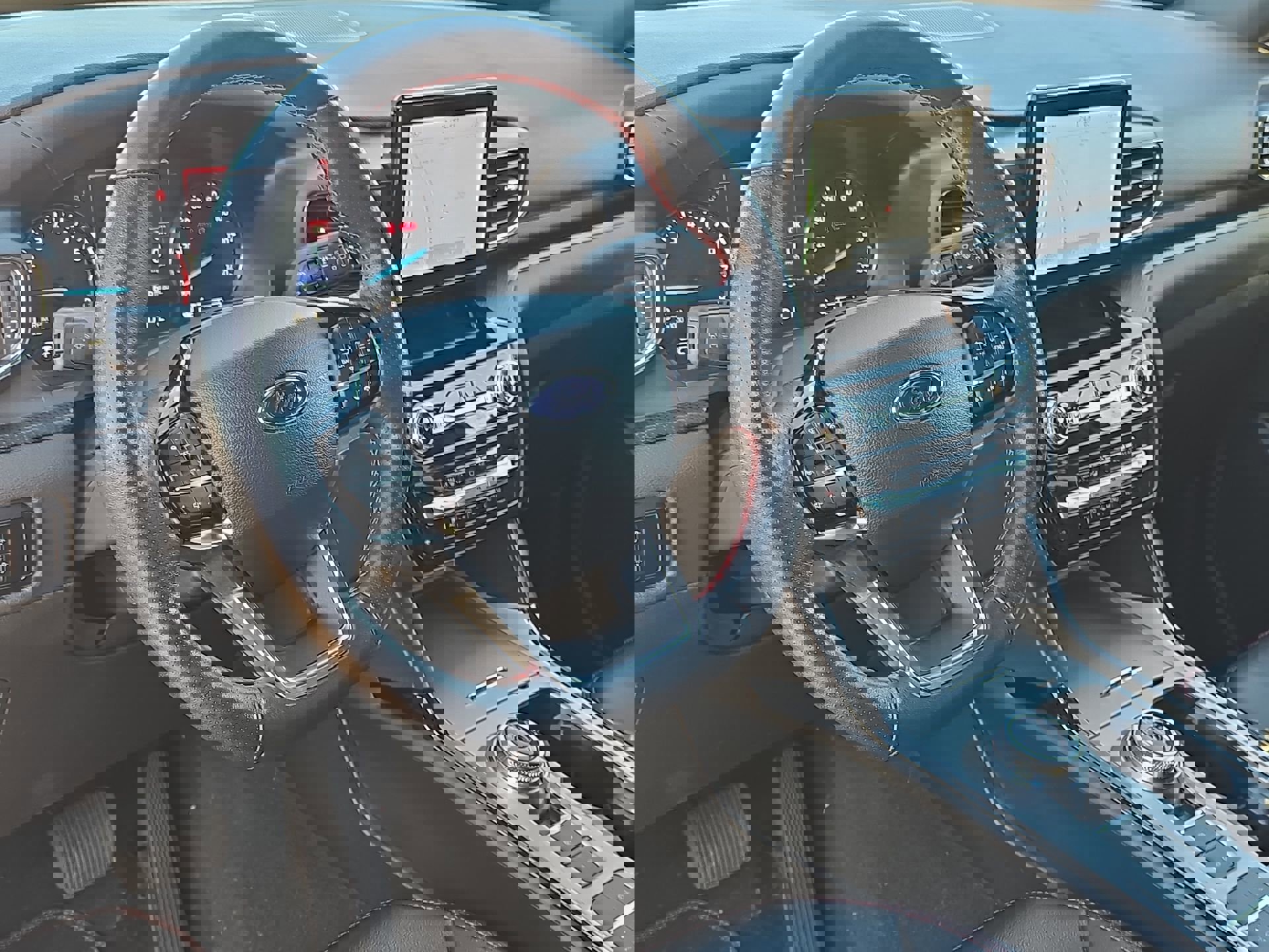 Certified 2023 Ford Explorer ST-Line w/ Class IV Trailer Tow Package image 15