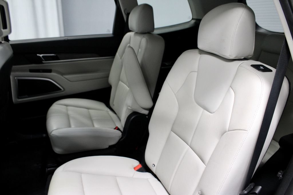 Used 2022 Kia Telluride EX w/ EX Premium Package FWD image 23