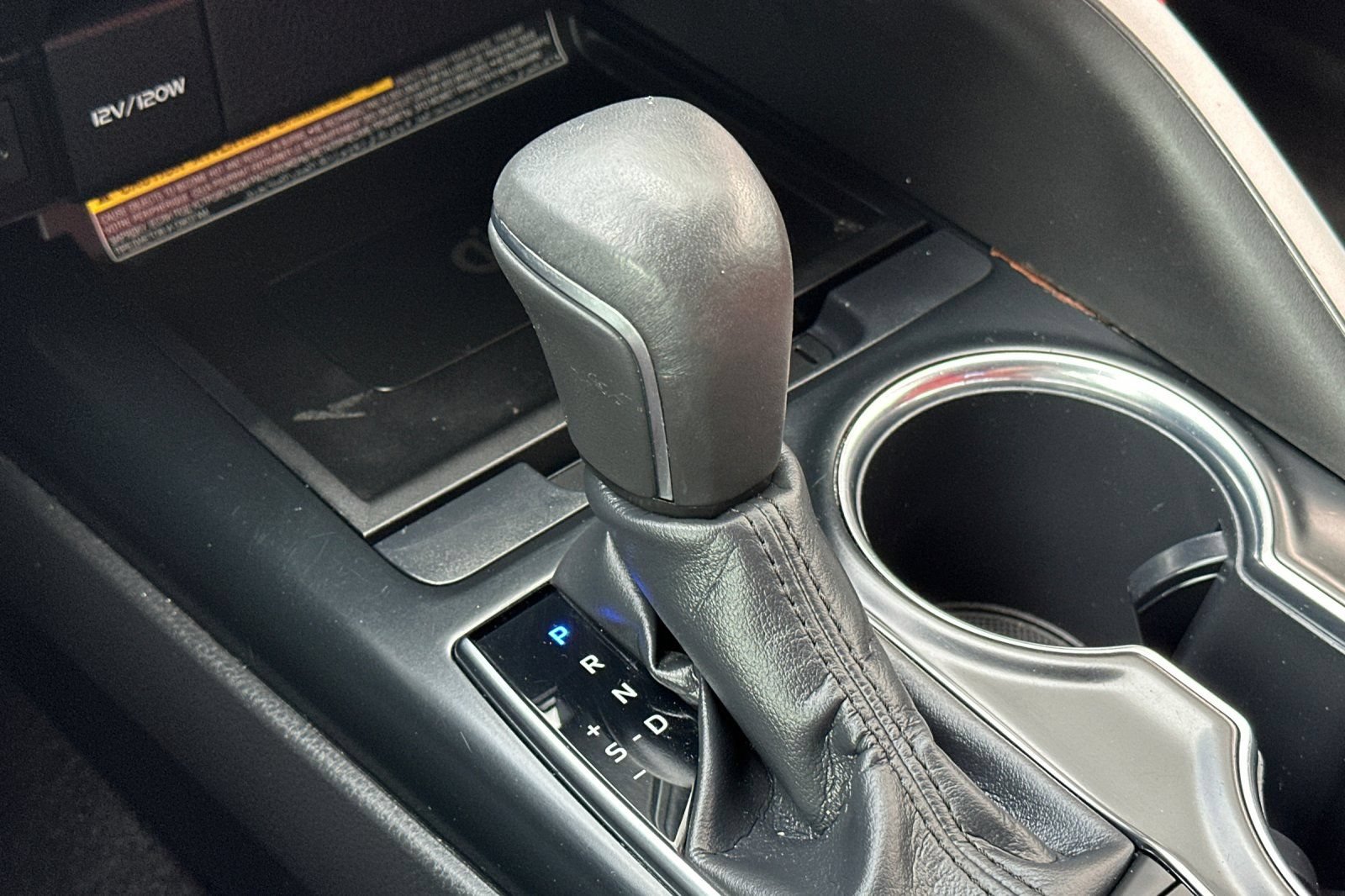 Used 2019 Toyota Camry XSE FWD image 21
