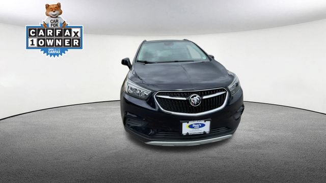 Used 2022 Buick Encore Preferred w/ Safety Package FWD image 3