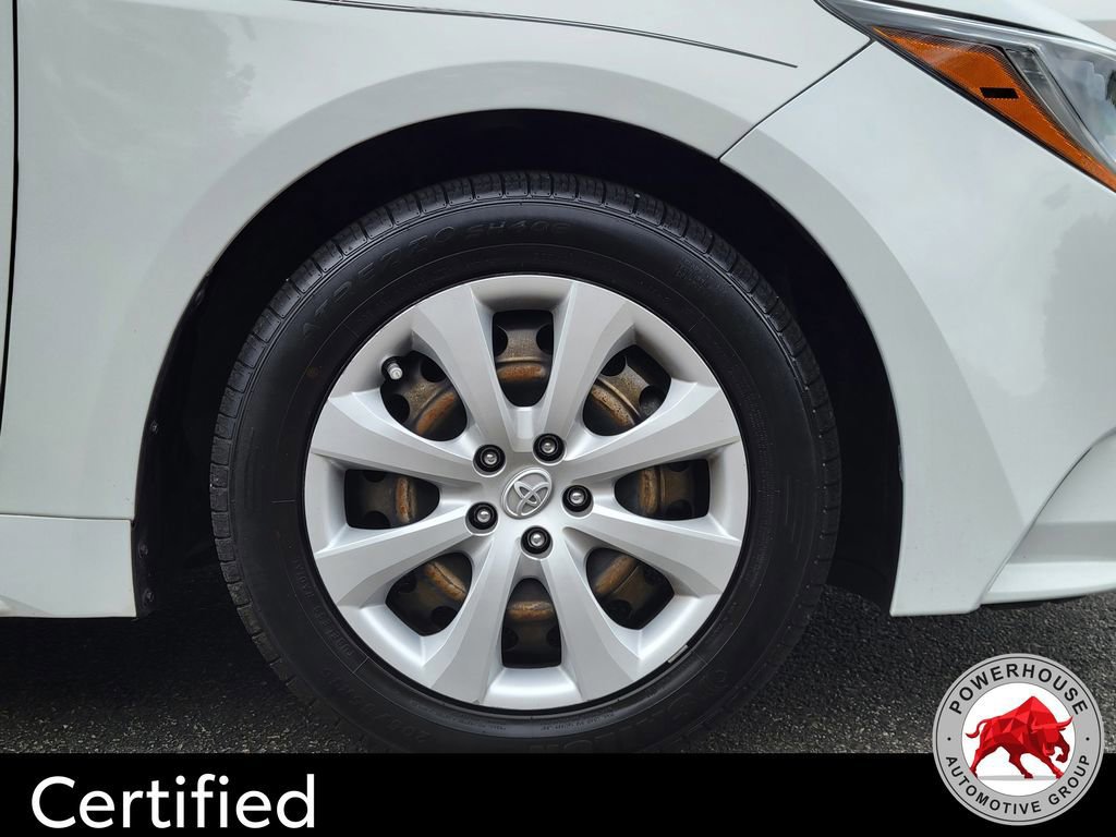 Used 2021 Toyota Corolla LE image 11