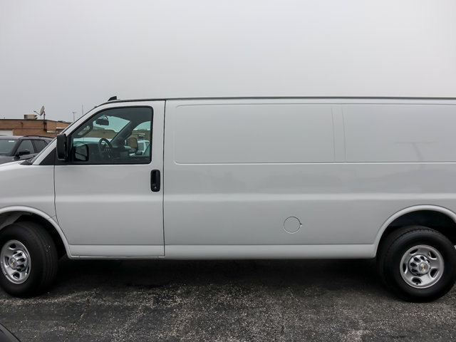 Used 2024 Chevrolet Express 2500 Extended w/ Driver Convenience Package RWD image 5
