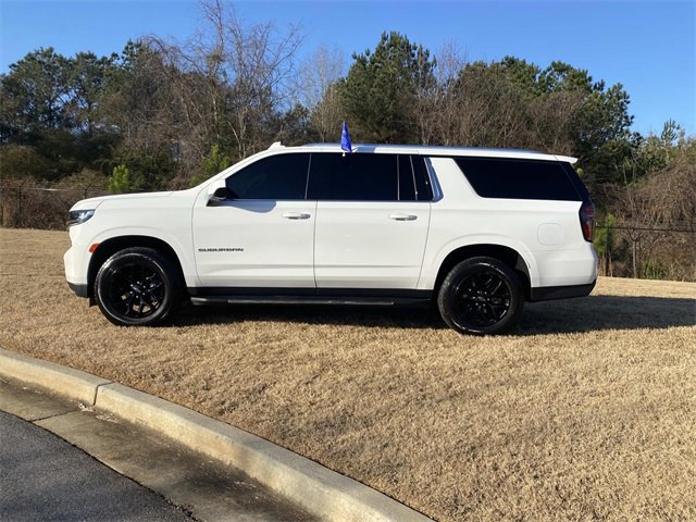 Used 2023 Chevrolet Suburban LT image 10
